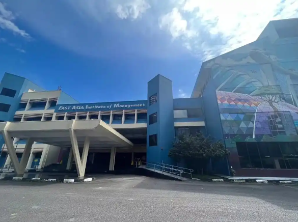 东亚管理学院国际酒店管理荣誉学士学位
