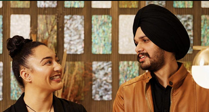 中部理工学院应用酒店和旅游管理本科,两个专业一起学